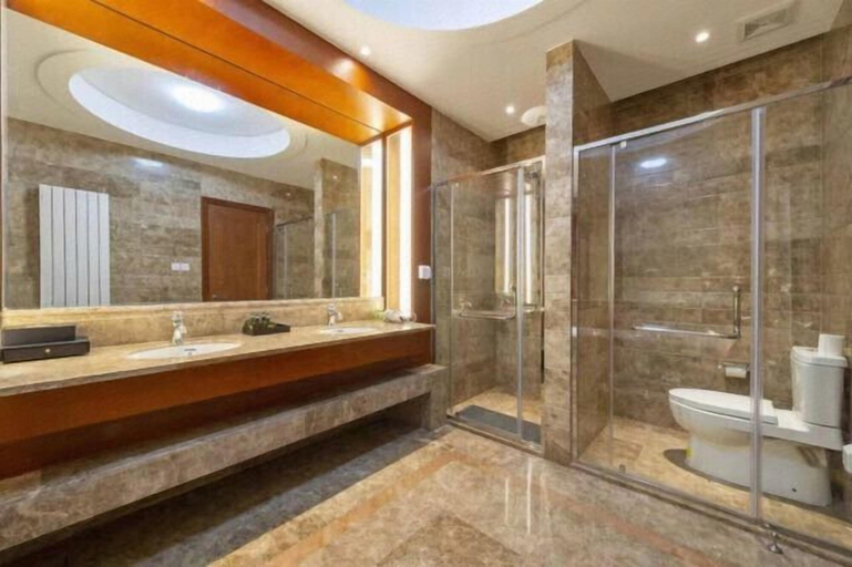 Bathroom 4, Wyndham Grand Tianjin North, Tianjin