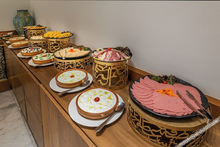 Food & Drinks 5, Hadab Al Sahafa Hotel, Riyadh
