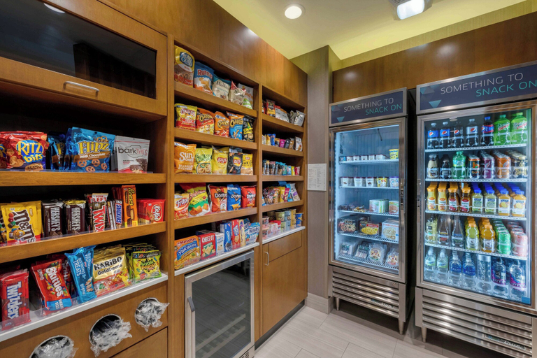 Food & Drinks 4, SpringHill Suites by Marriott Anaheim Placentia/Fullerton, Orange