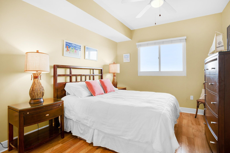 Bedroom 3, Sterling Breeze 1204, Bay
