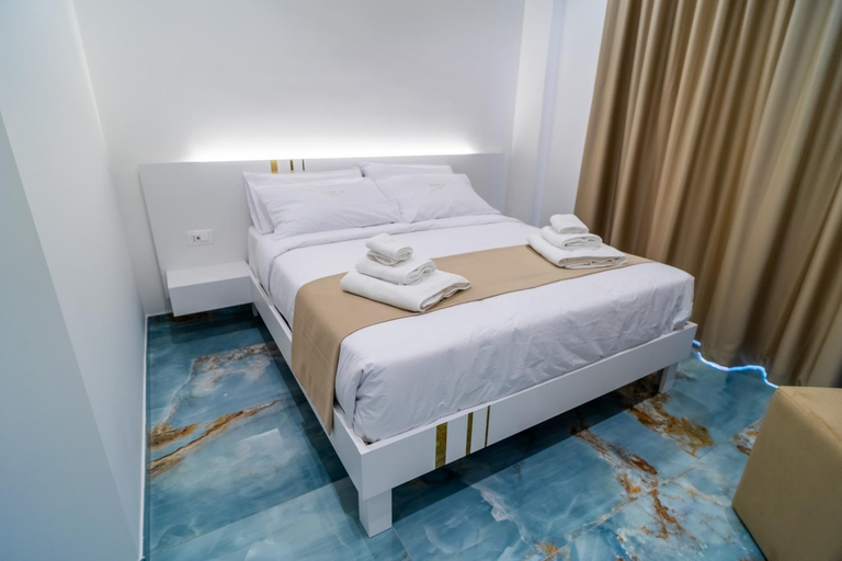 3, Suite 14, Cosenza