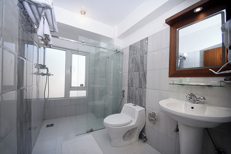 Bathroom 4, Hotel Friend's Home, Bagmati