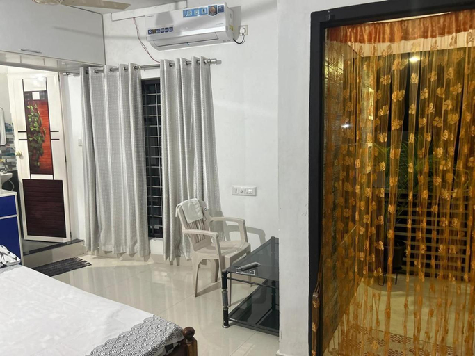 Chaithritha Ladies Only Homestay, Thiruvananthapuram