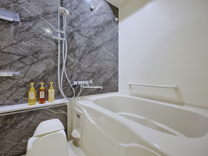 Bathroom 30