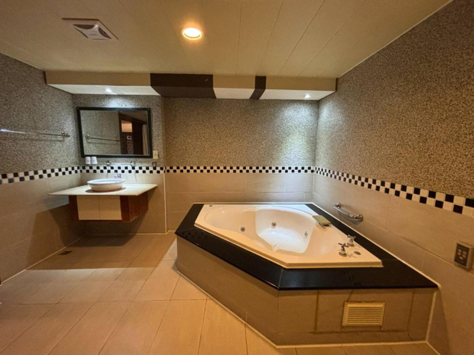 Bathroom 5, Huaxiang Motel - Dachang, Kaohsiung