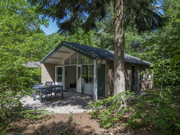 Others 1, Comfortable Bungalow on the Veluwe, Epe