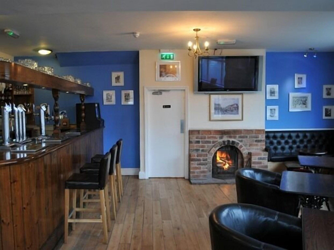 Food & Drinks 5, The Royal George Hotel, Monmouthshire