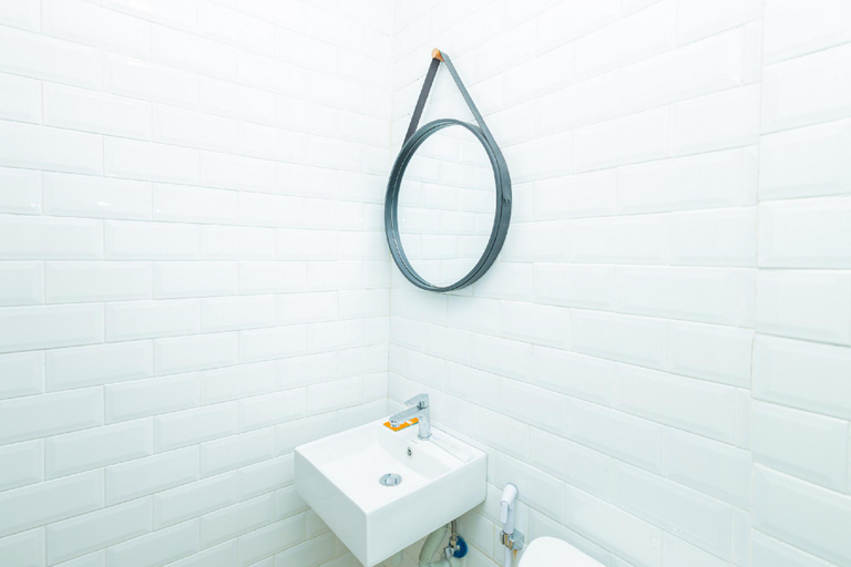 Bathroom 20