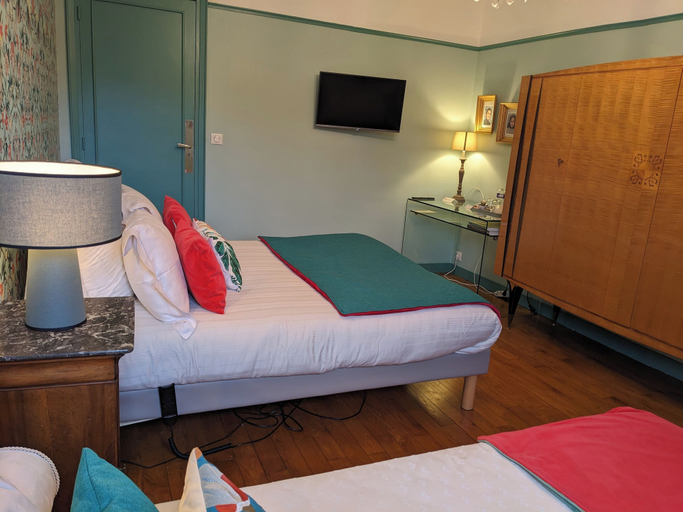 Bedroom 12
