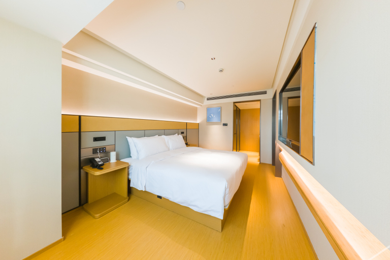 Bedroom 3, Ji Hotel Lianyungang Municipal Party Committee Square, Lianyungang