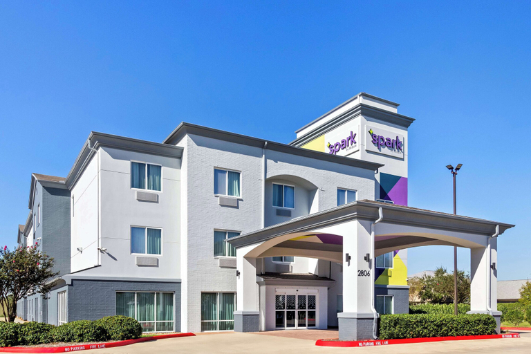 Exterior & Views 2, Spark by Hilton Pearland, Brazoria