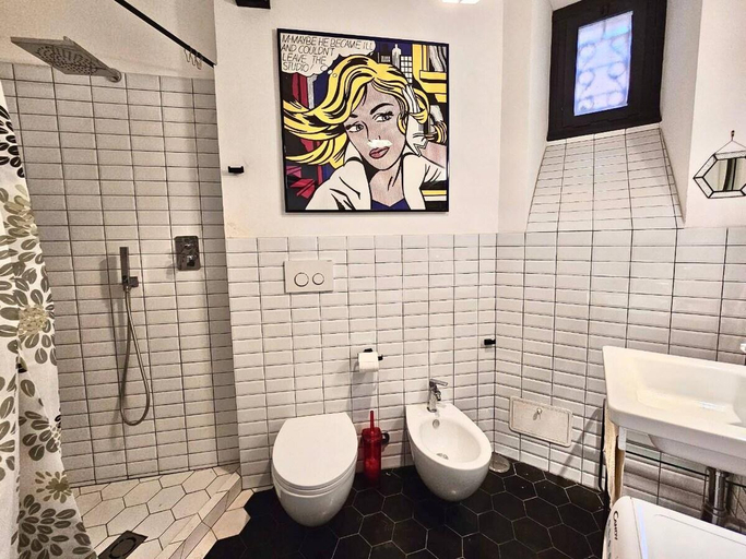 Bathroom 3, Garbatella Vintage, Rome