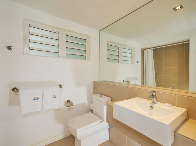 Bathroom 5, Le Beachclub Serviced Apartments and Villas