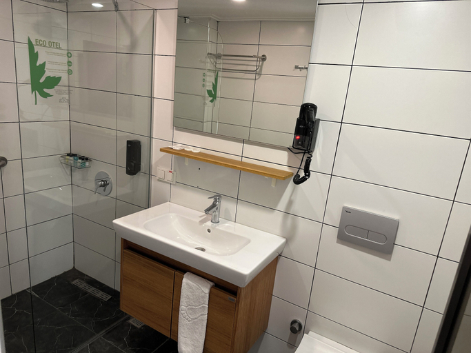 Bathroom 5, N'Ala Otel, Merkez