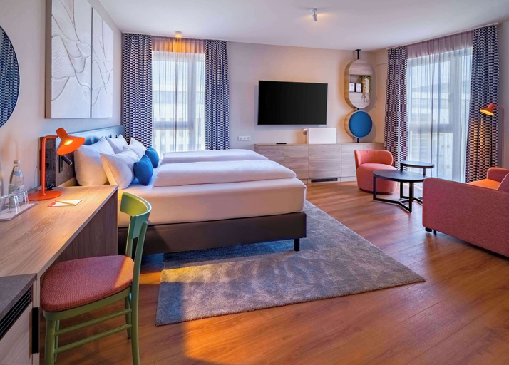 Bedroom 2, Ramada Encore by Wyndham Munich Messe, München