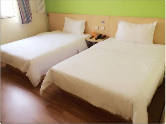 Bedroom 4, 7Days Inn Chain Hotel (Beijing Shangdi Qinghe Subway Station), Beijing