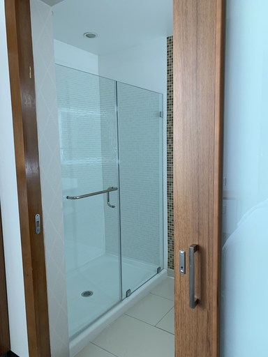Bathroom 17