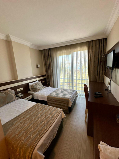 Bedroom 1, Hotel Avci, Bulancak