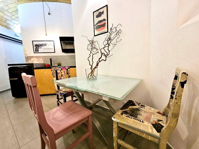 Others 5, Garbatella Vintage, Rome