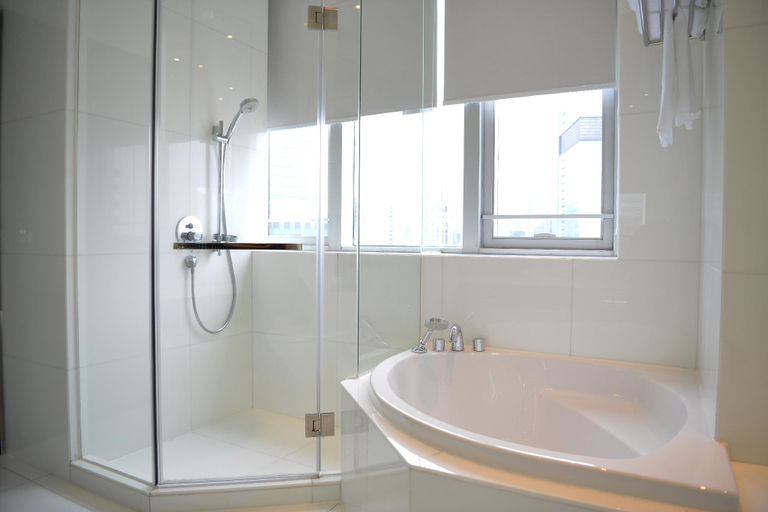 Bathroom 7