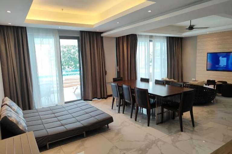 Dining Room 20