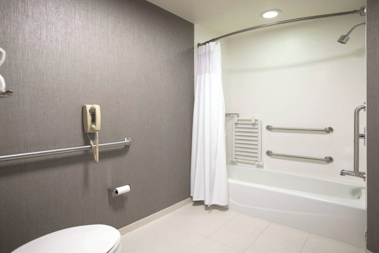 Bathroom 4, SpringHill Suites by Marriott Savannah I-95, Chatham