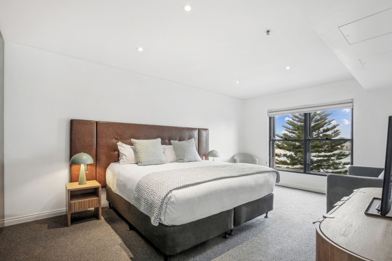 Bedroom 19