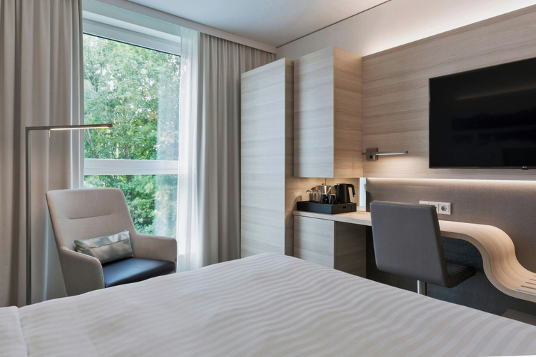 Bedroom 4, Courtyard by Marriott Oberpfaffenhofen Munich South, Starnberg