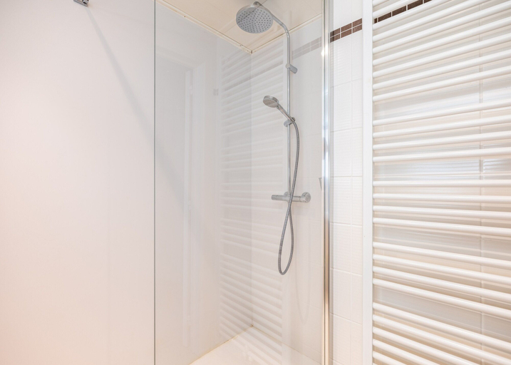 Bathroom 5, Apartment in Koksijde With Seafront View, West-Vlaanderen
