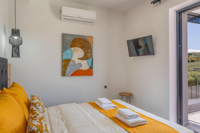Bedroom 2, Luxurious villa Micha Mare - 14 Bedrooms, Crete