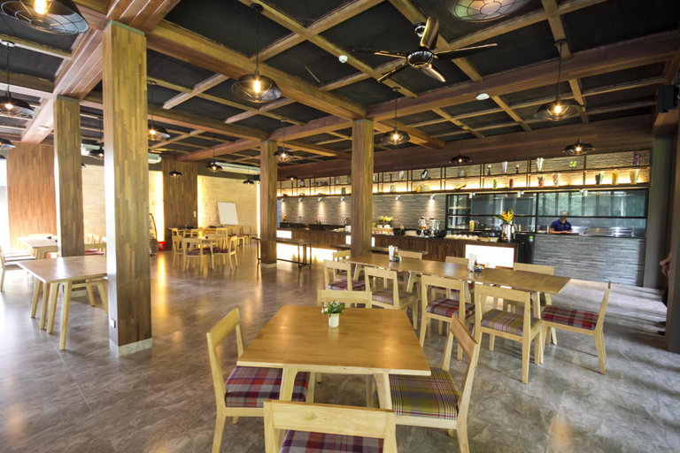 Food & Drinks 4, La Isla Pranburi Beach Resort, K. Sam Roi Yot