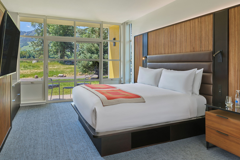 Bedroom 3, Aspen Meadows Resort, Pitkin
