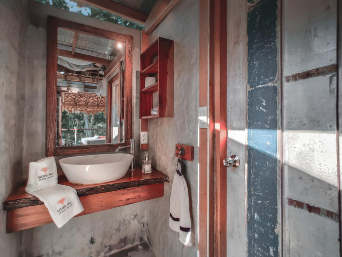 Bathroom 8
