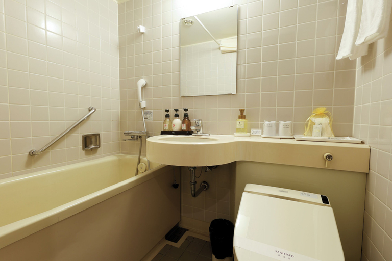 Bathroom 3, Dogo-Kan, Matsuyama