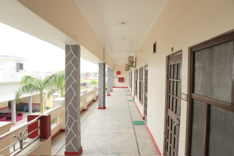 Others 3, Raj Garden and Hotel, Bareilly
