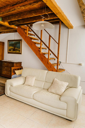 Others 3, Cozy Castello, Brescia