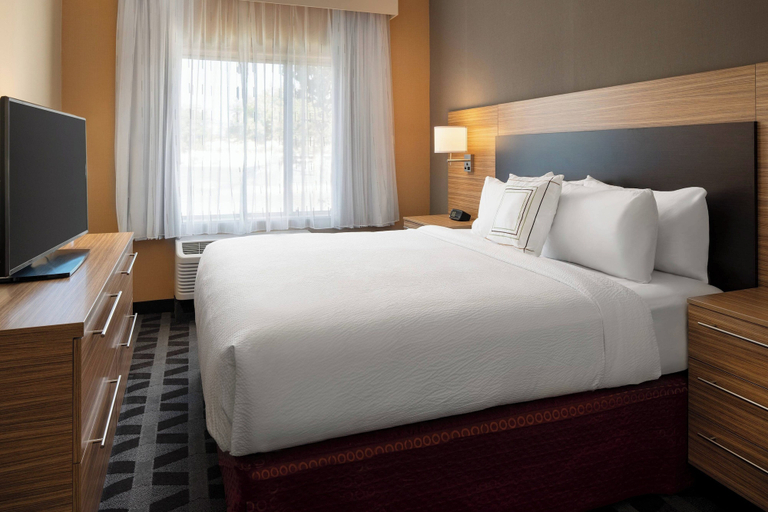 Bedroom 3, TownePlace Suites by Marriott Fresno Clovis, Fresno