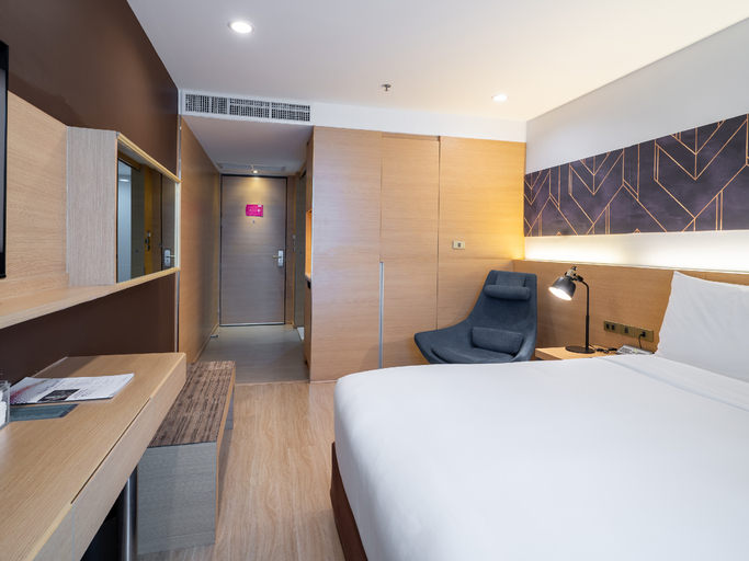 Bedroom 13