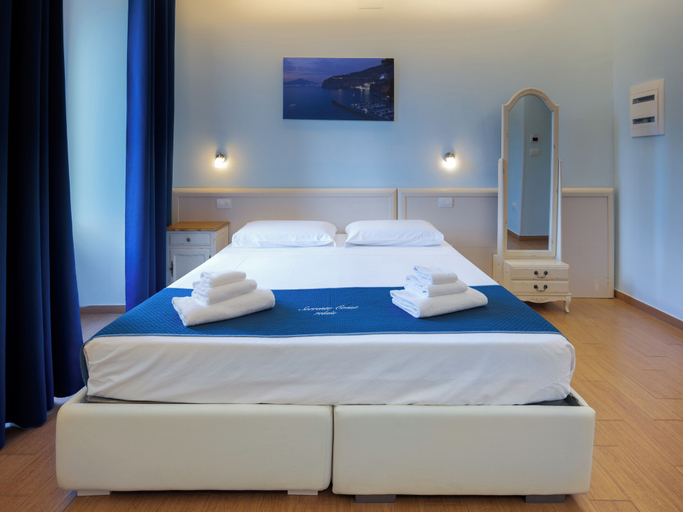 Bedroom 2, Sorrento Coast Relais, Napoli