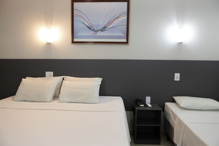 Bedroom 3, Allegro Hotel, Goiania