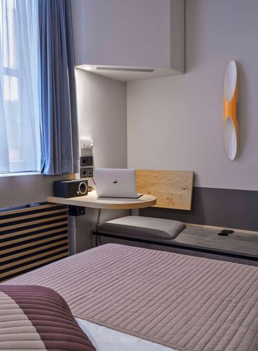 Bedroom 29