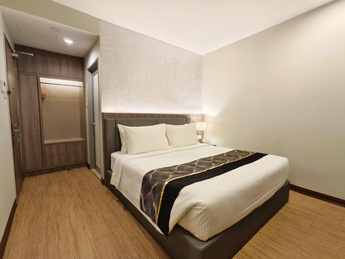 Bedroom 13