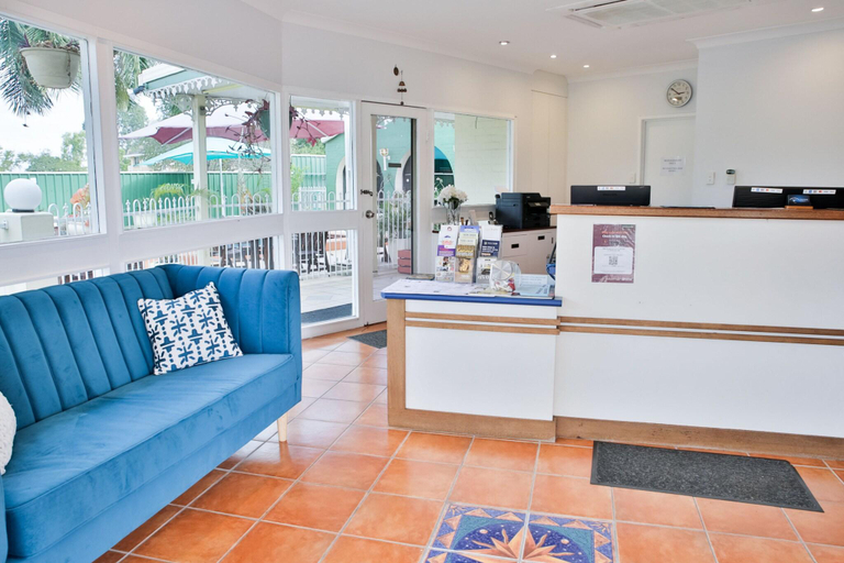 Public Area, Central Park Motel, Rockhampton
