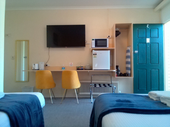 Others 4, Billabong Motel, Gunnedah