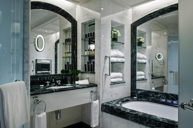 Bathroom 7