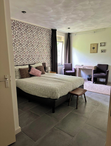 Bedroom 5, Gasterij Hotel Dennenoord, Boxtel
