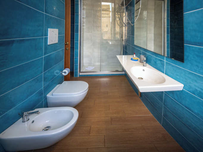 Bathroom 5, Sorrento Coast Relais, Napoli