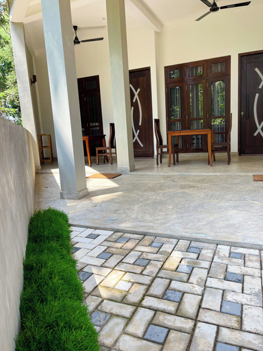Exterior & Views 2, LaRoy, Weligama