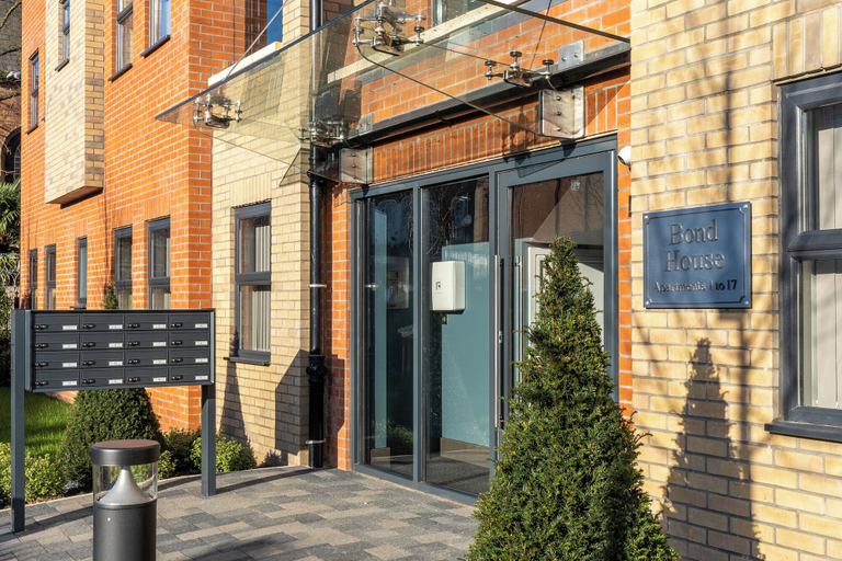 Exterior & Views 2, Celador Apartments - Bond House, Reading