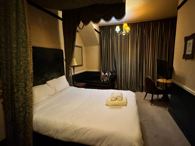 Bedroom 3, Regency Hotel, Leicester